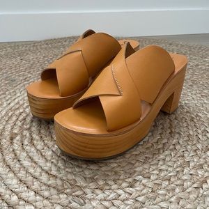 NWT Free People -Platform Wooden Clog